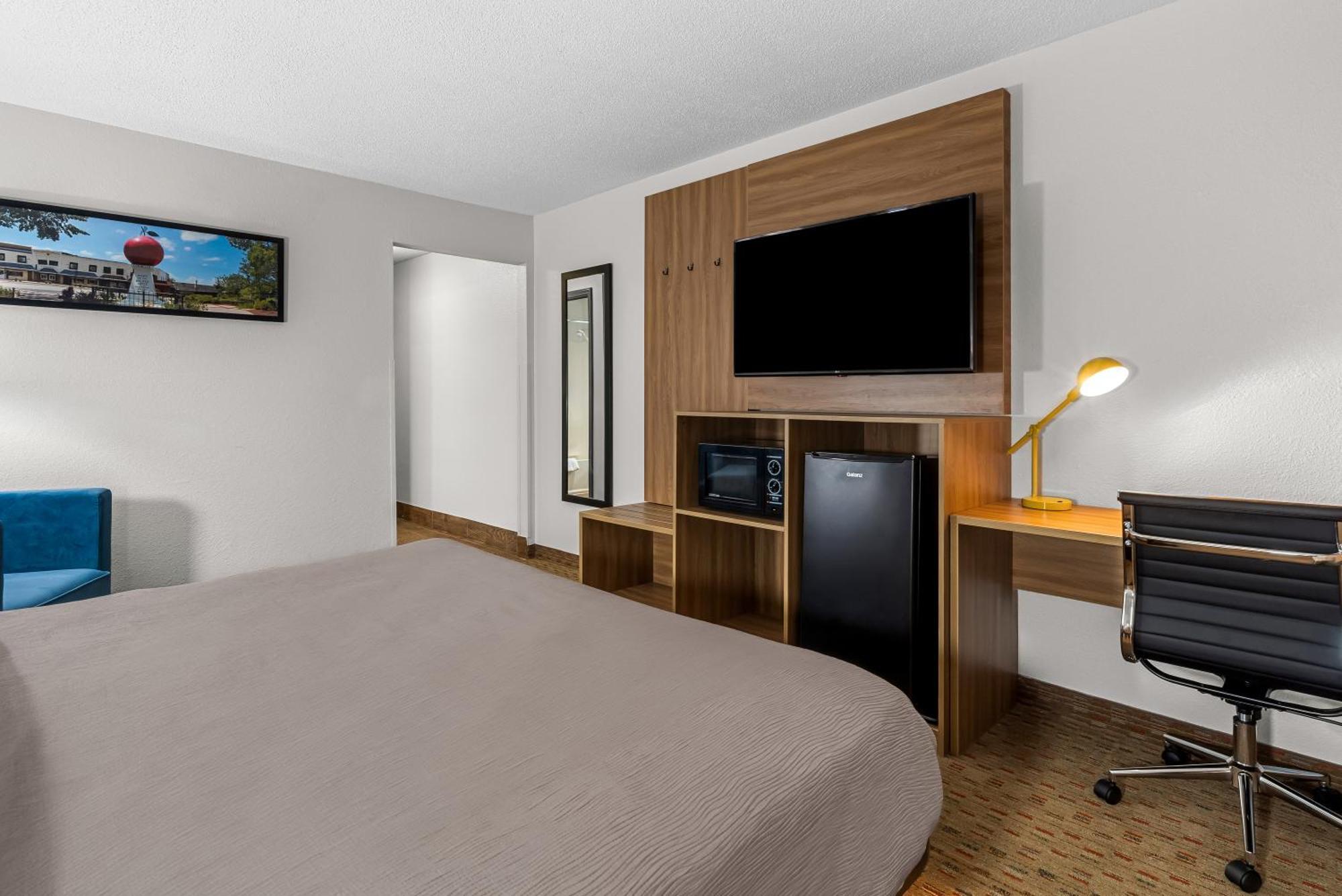 Quality Inn Корнелія Екстер'єр фото