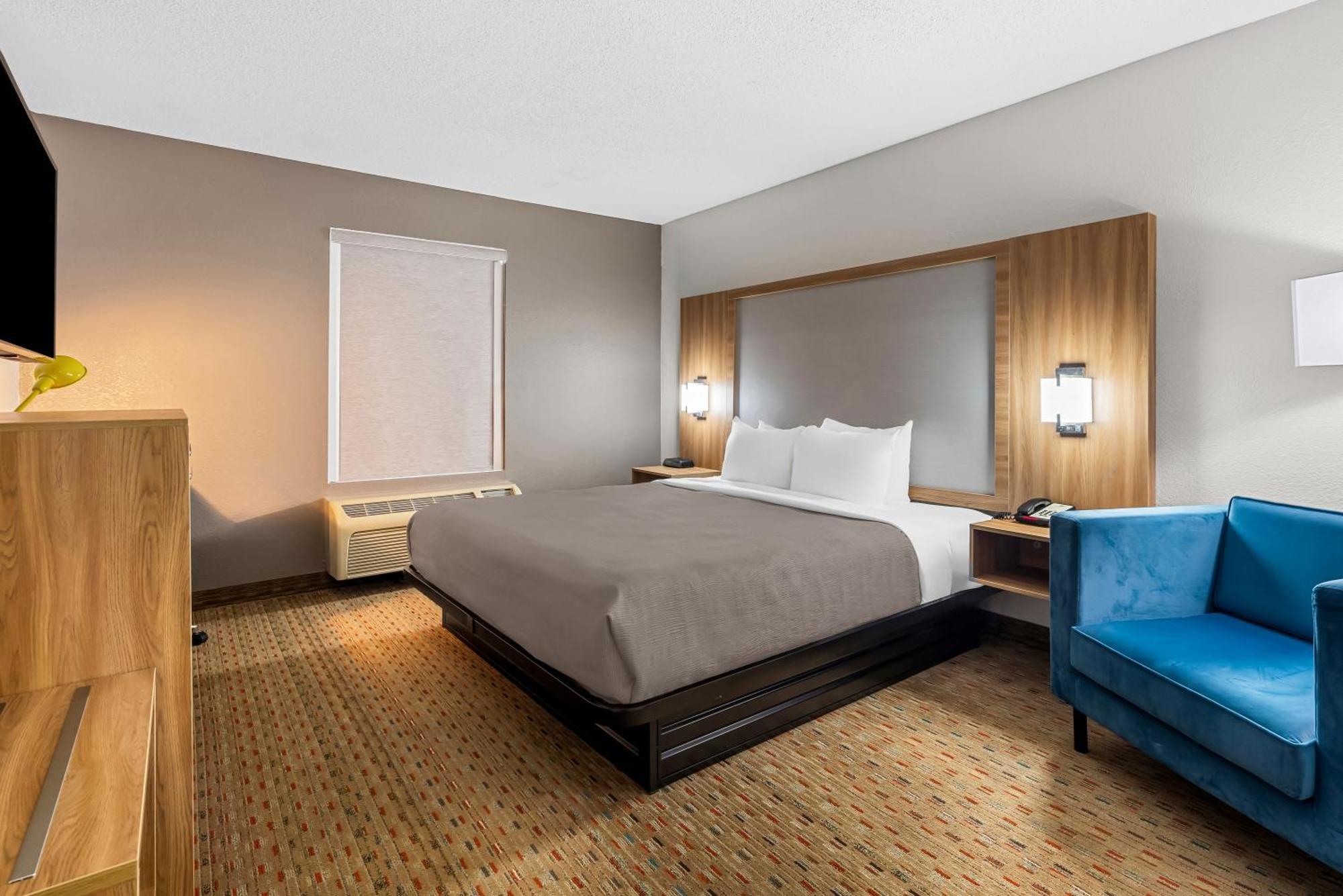 Quality Inn Корнелія Екстер'єр фото