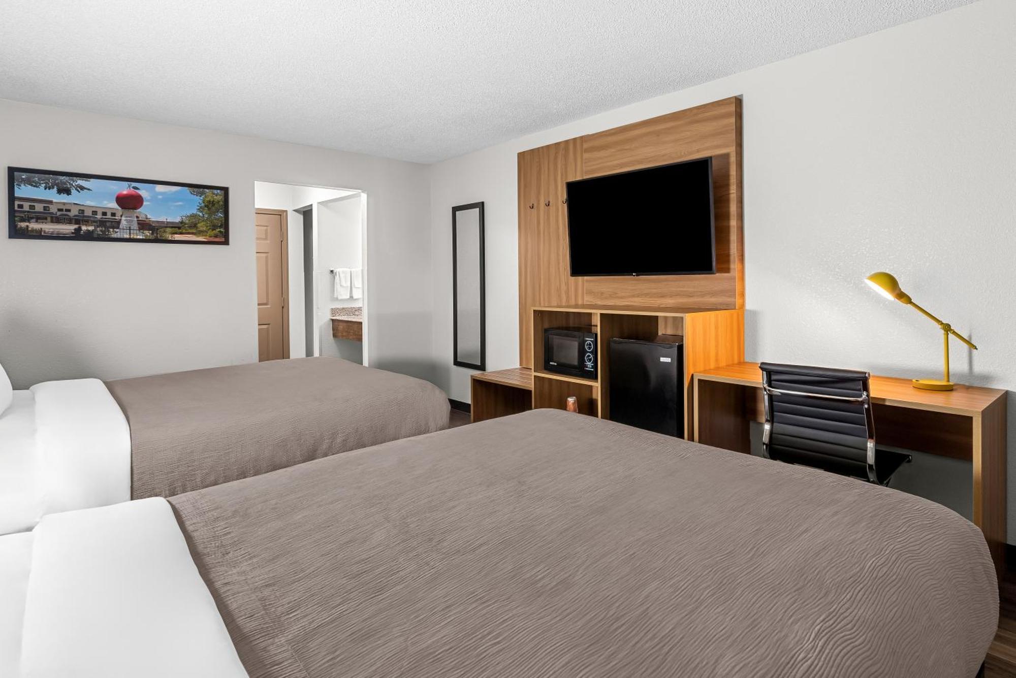 Quality Inn Корнелія Екстер'єр фото