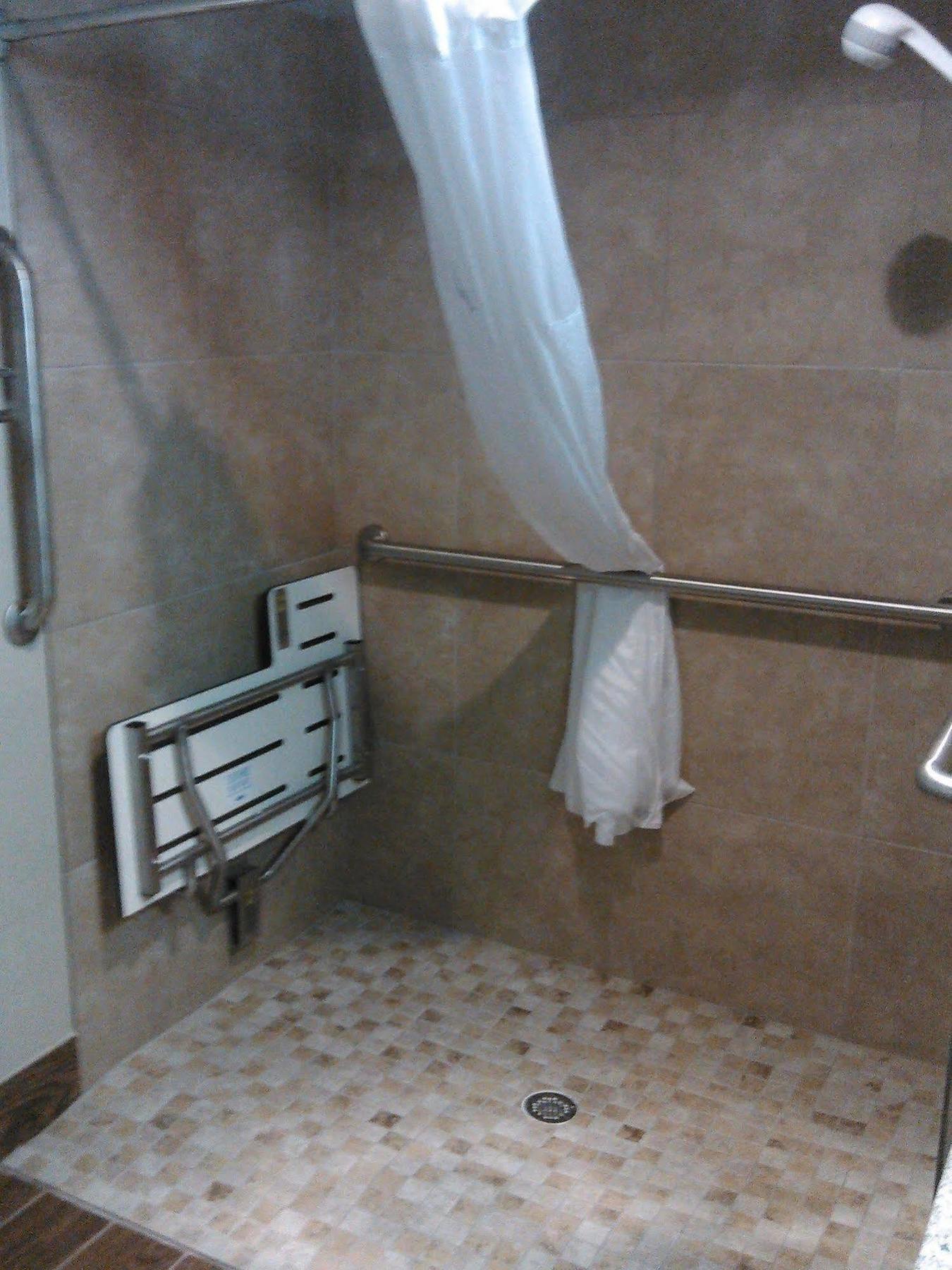 Quality Inn Корнелія Екстер'єр фото